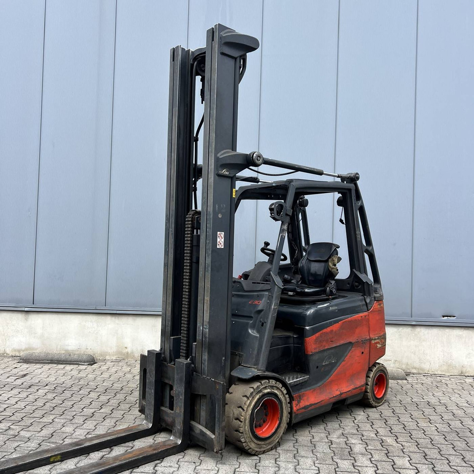 Linde E30/600H (387) - Elektrický vysokozdvižný vozík: obrázek 1 Linde E30/600H (387) - Elektrický vysokozdvižný vozík: obrázek 1