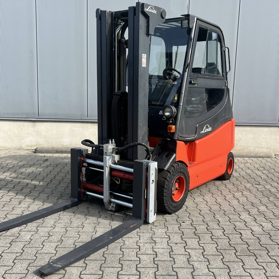 Linde E30-600S (336-03) - Elektrický vysokozdvižný vozík: obrázek 1 Linde E30-600S (336-03) - Elektrický vysokozdvižný vozík: obrázek 1