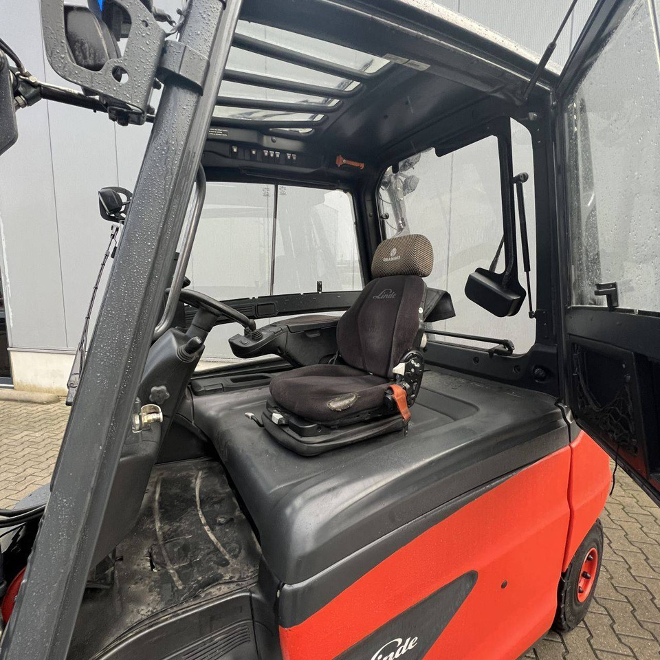 Linde E40-600HL (388) - Elektrický vysokozdvižný vozík: obrázek 3 Linde E40-600HL (388) - Elektrický vysokozdvižný vozík: obrázek 3