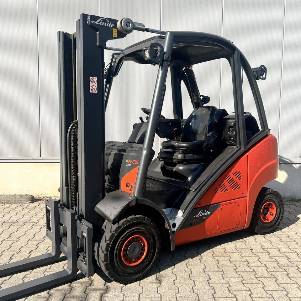 Linde H25T (392) EVO - Plynový vysokozdvižný vozík: obrázek 1 Linde H25T (392) EVO - Plynový vysokozdvižný vozík: obrázek 1