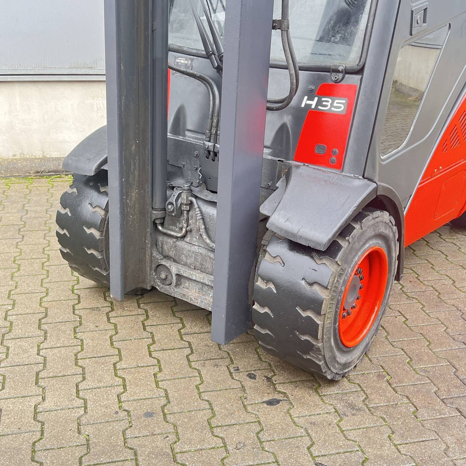 Dieselový vysokozdvižný vozík Linde H30D (393): obrázek 12 Dieselový vysokozdvižný vozík Linde H30D (393): obrázek 12