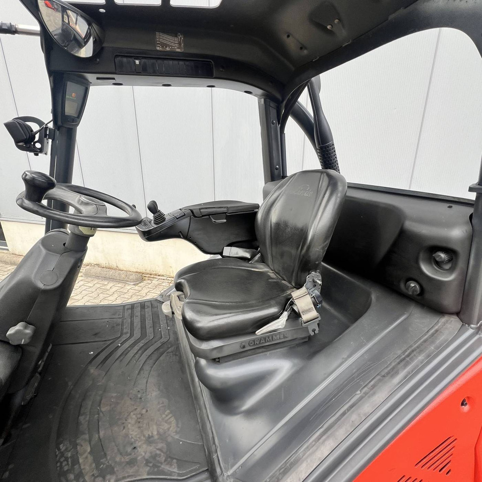 Linde H40D (394-02) EVO LOW - Dieselový vysokozdvižný vozík: obrázek 5 Linde H40D (394-02) EVO LOW - Dieselový vysokozdvižný vozík: obrázek 5
