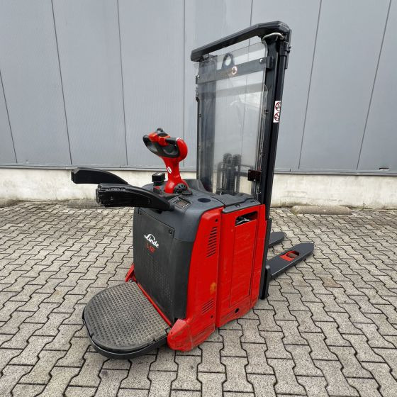 Linde L12AP (133) - Stohovací vozík: obrázek 1 Linde L12AP (133) - Stohovací vozík: obrázek 1