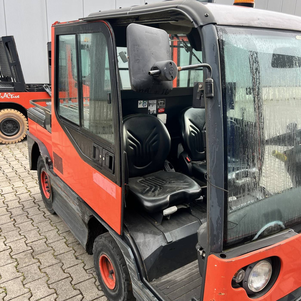 Linde P250 SWB (127) - Elektrický tahač: obrázek 4 Linde P250 SWB (127) - Elektrický tahač: obrázek 4
