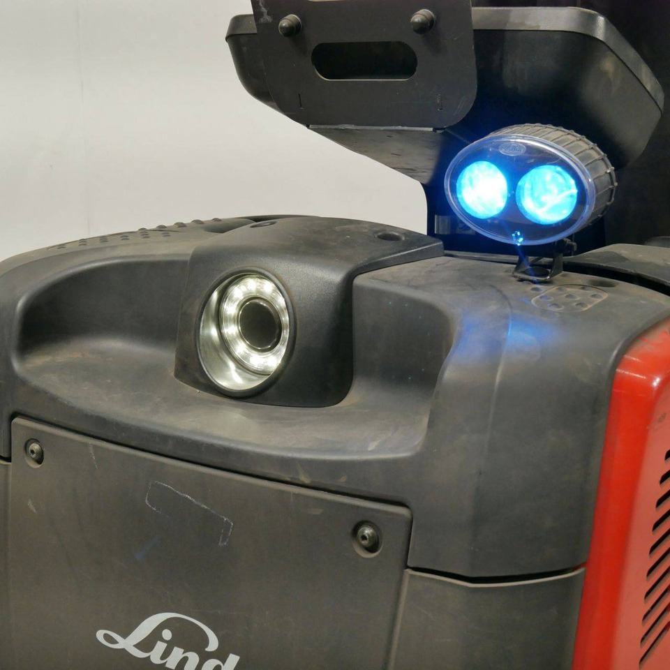 Linde P30C (1190) - Elektrický tahač: obrázek 5 Linde P30C (1190) - Elektrický tahač: obrázek 5
