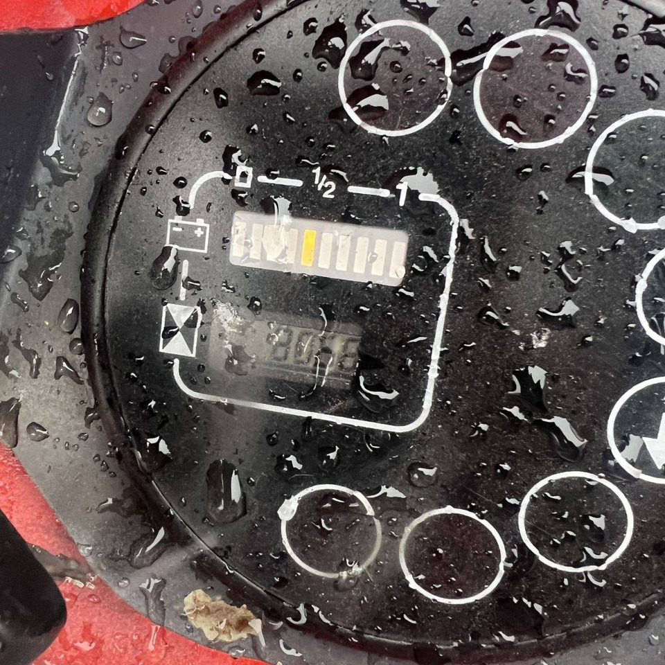 Linde P60Z (126) - Elektrický tahač: obrázek 5 Linde P60Z (126) - Elektrický tahač: obrázek 5