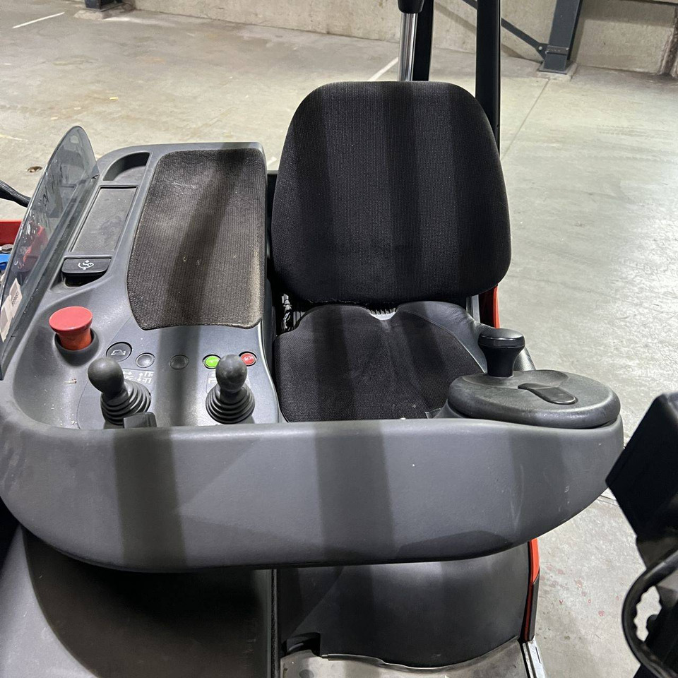 Linde R16HD (1120) - Retrak: obrázek 5 Linde R16HD (1120) - Retrak: obrázek 5