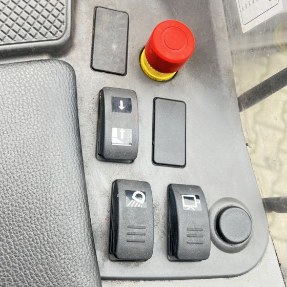 Linde R20F - Čtyřcestný vozík: obrázek 2 Linde R20F - Čtyřcestný vozík: obrázek 2