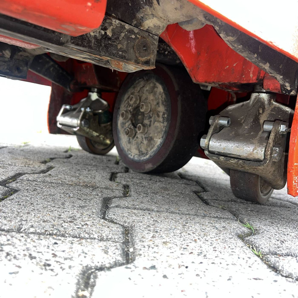 Linde T20 (1152) leasing Linde T20 (1152): obrázek 14 Linde T20 (1152) leasing Linde T20 (1152): obrázek 14