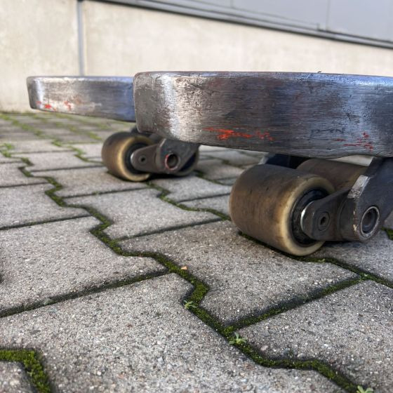 Linde T24SP (131) - Paletový vozík: obrázek 4 Linde T24SP (131) - Paletový vozík: obrázek 4