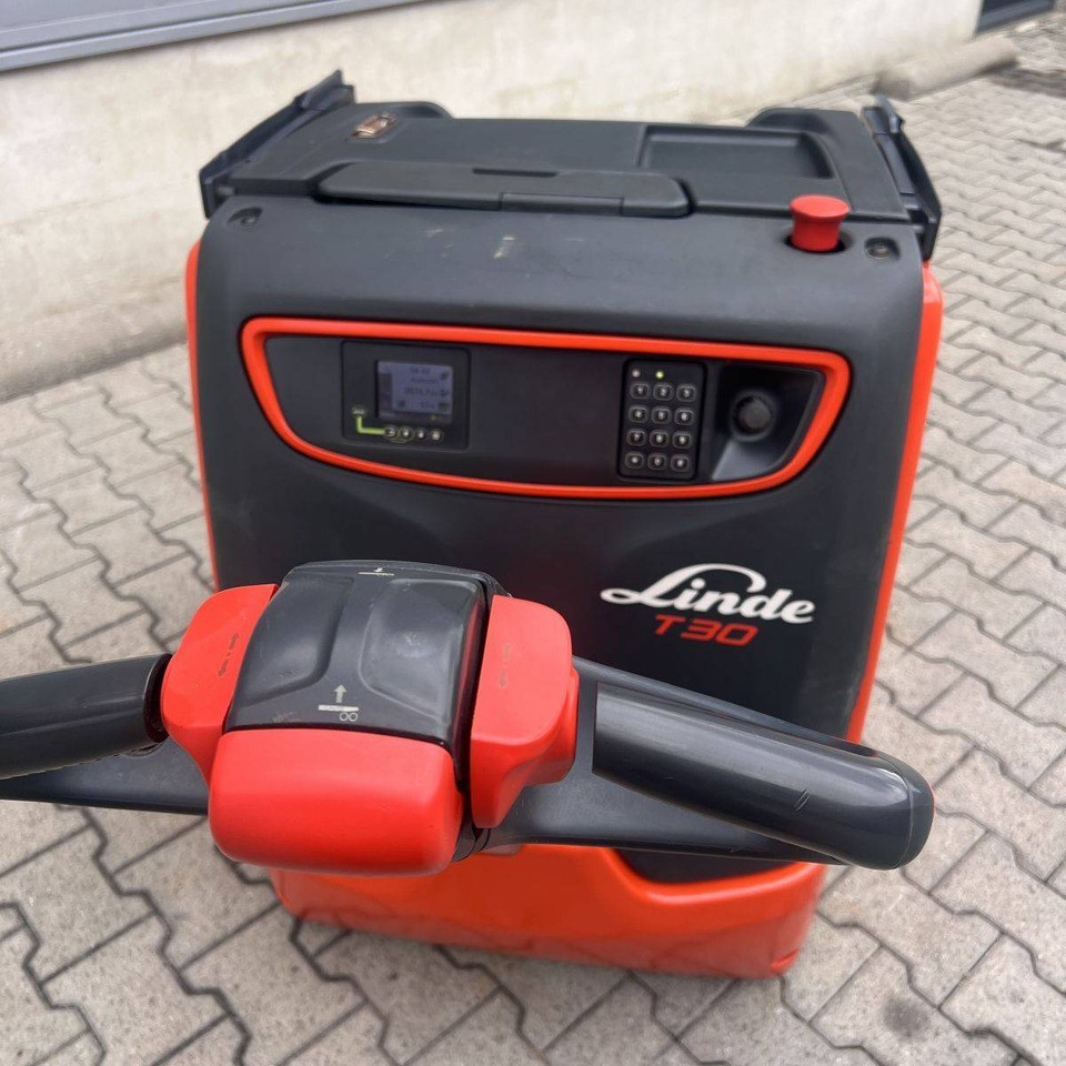 Paletový vozík Linde T30 (1153): obrázek 12 Paletový vozík Linde T30 (1153): obrázek 12