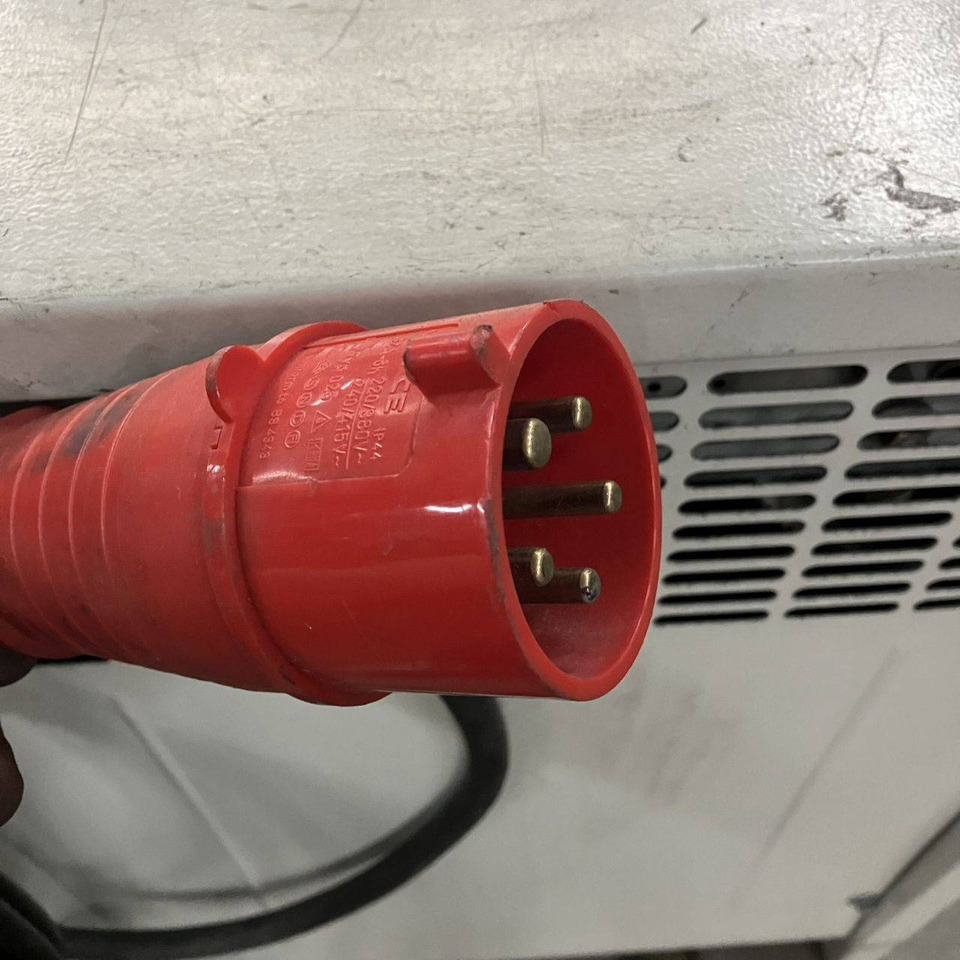 Benning 48V/190A Tebetron - Náhradní díly pro Manipulační technika: obrázek 5 Benning 48V/190A Tebetron - Náhradní díly pro Manipulační technika: obrázek 5