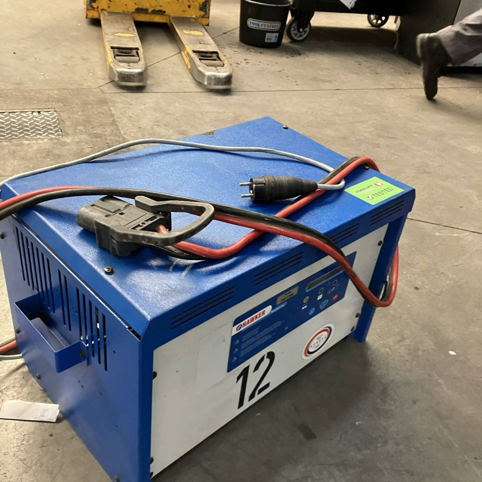 Hawker 24V/70A - Náhradní díly pro Manipulační technika: obrázek 3 Hawker 24V/70A - Náhradní díly pro Manipulační technika: obrázek 3