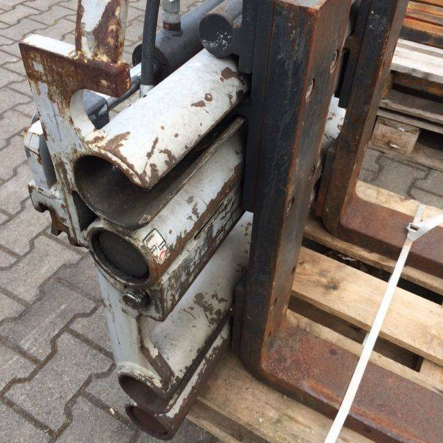 Dürwen UZV25C Fork positioner - Příslušenství: obrázek 3 Dürwen UZV25C Fork positioner - Příslušenství: obrázek 3