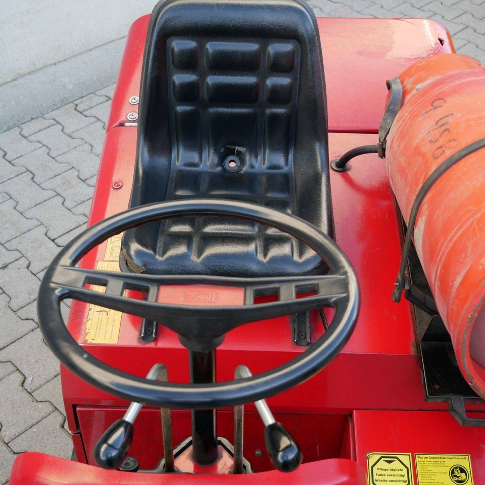 RCM 703H (LPG) - Průmyslový zametací stroj: obrázek 3 RCM 703H (LPG) - Průmyslový zametací stroj: obrázek 3