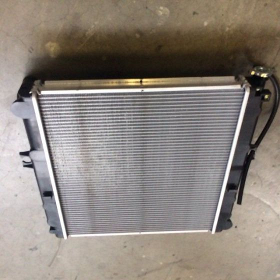 Radiator for Caterpillar - Chladič pro Manipulační technika: obrázek 4 Radiator for Caterpillar - Chladič pro Manipulační technika: obrázek 4