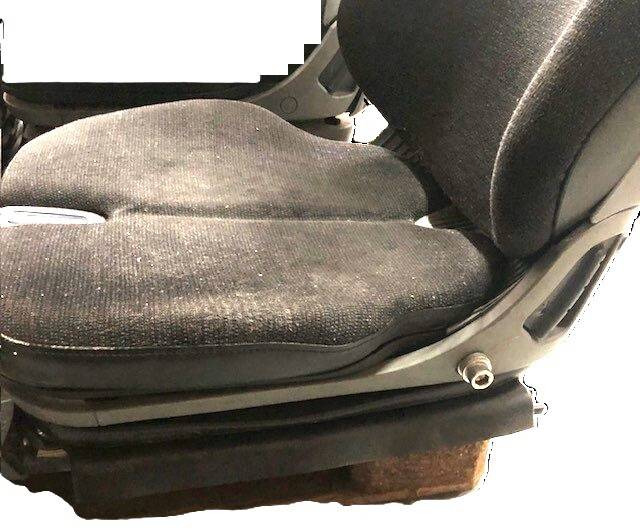 Seat for Linde 1120 series - Sedaček pro Manipulační technika: obrázek 4 Seat for Linde 1120 series - Sedaček pro Manipulační technika: obrázek 4