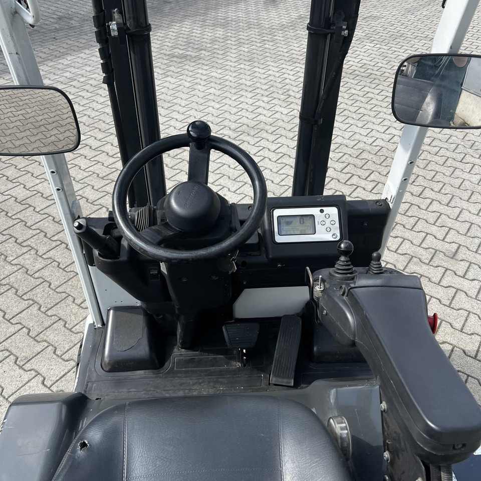 Elektrický vysokozdvižný vozík Unicarriers EF18 (JAG1N1L18Q): obrázek 8