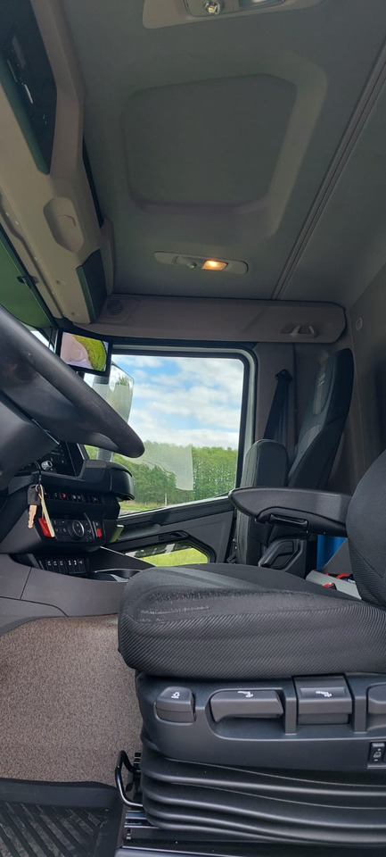 DAF XD300FA - Cisternové vozidlo: obrázek 3 DAF XD300FA - Cisternové vozidlo: obrázek 3