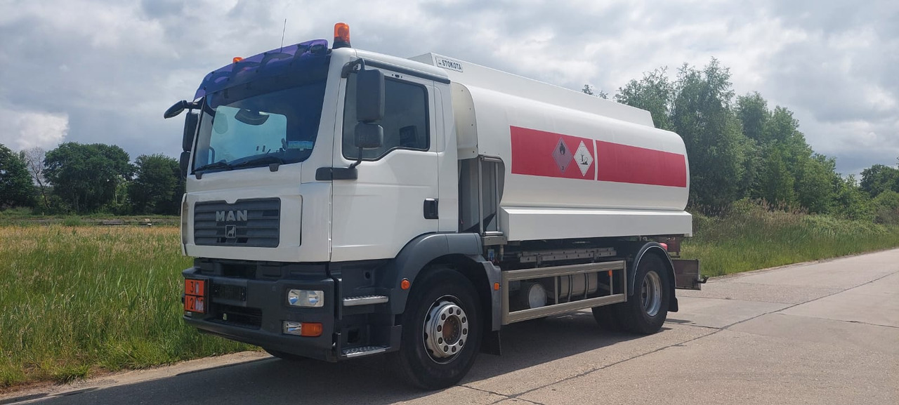 MAN - Cisternové vozidlo: obrázek 1 MAN - Cisternové vozidlo: obrázek 1