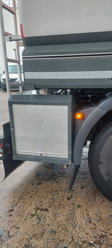 MAN TGS - Cisternové vozidlo: obrázek 5 MAN TGS - Cisternové vozidlo: obrázek 5