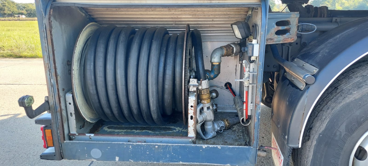 MERCEDES Actros - Cisternové vozidlo: obrázek 4 MERCEDES Actros - Cisternové vozidlo: obrázek 4