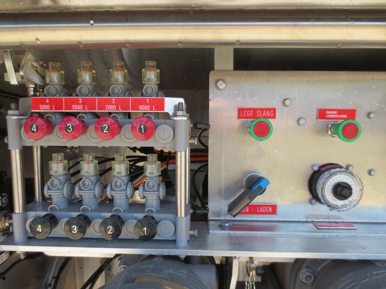 SCANIA G370 - Cisternové vozidlo: obrázek 2 SCANIA G370 - Cisternové vozidlo: obrázek 2