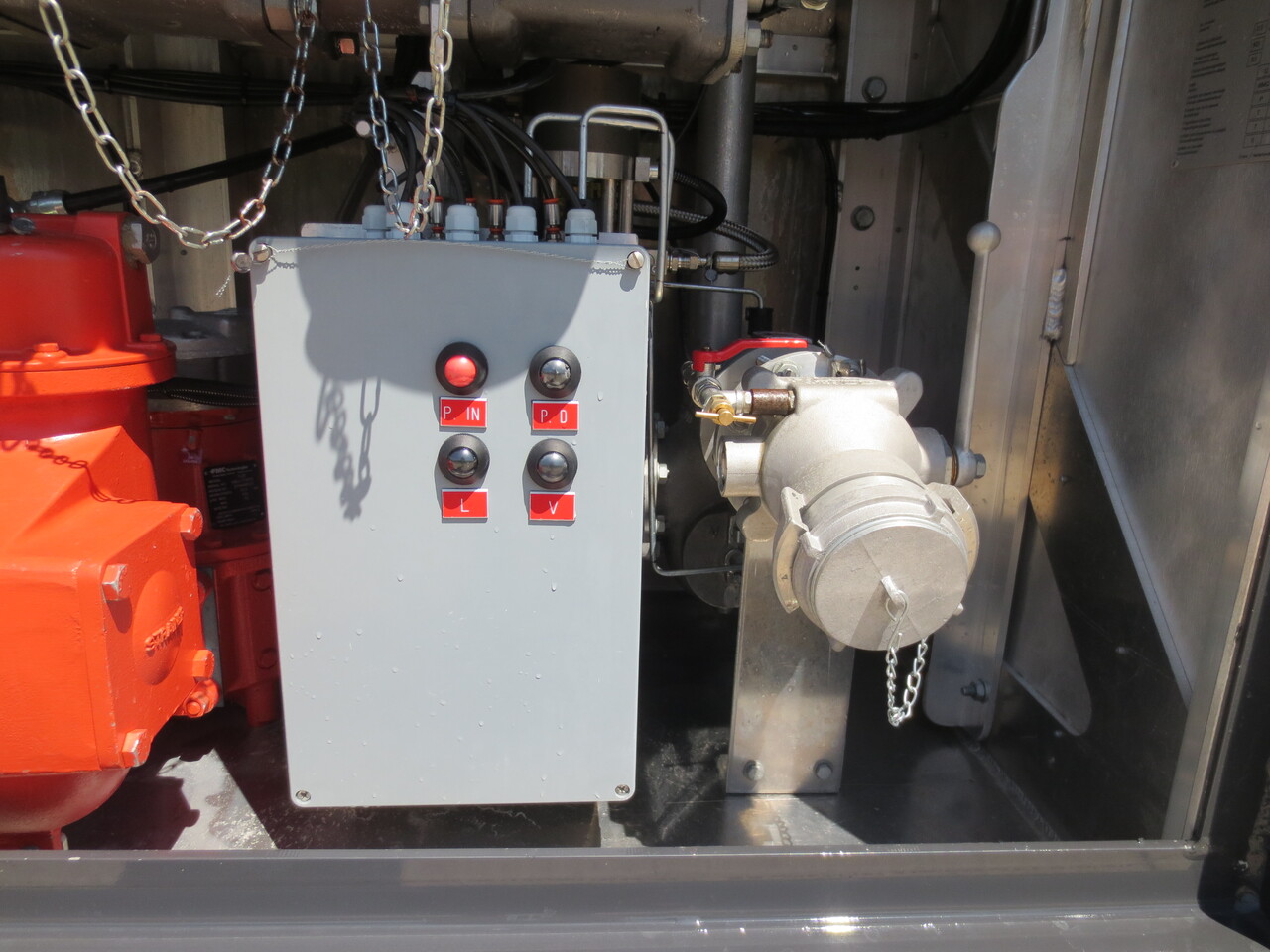 SCANIA G370 - Cisternové vozidlo: obrázek 4 SCANIA G370 - Cisternové vozidlo: obrázek 4