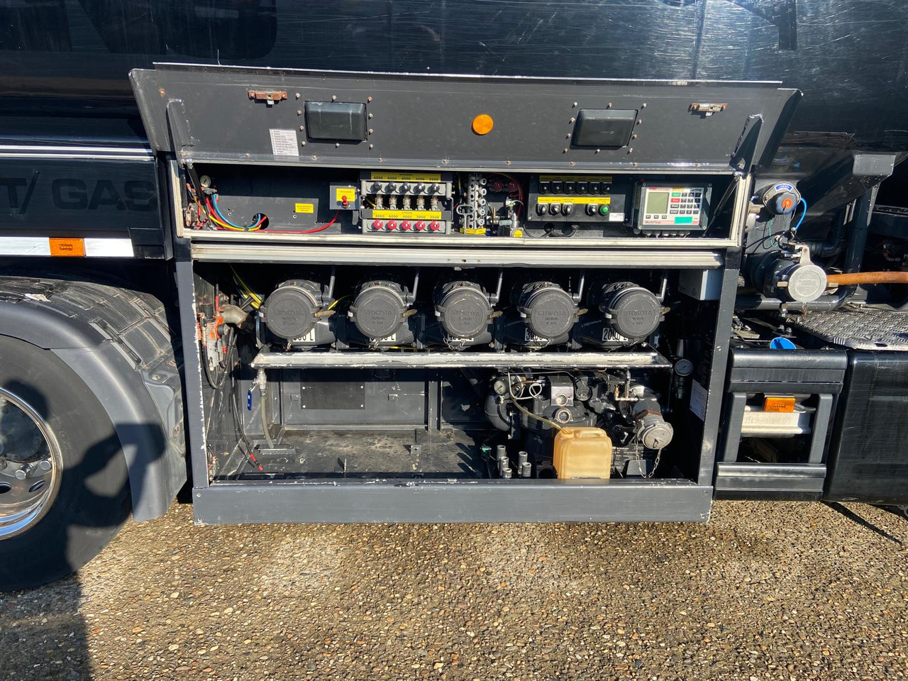 SCANIA P410 - Cisternové vozidlo: obrázek 3 SCANIA P410 - Cisternové vozidlo: obrázek 3