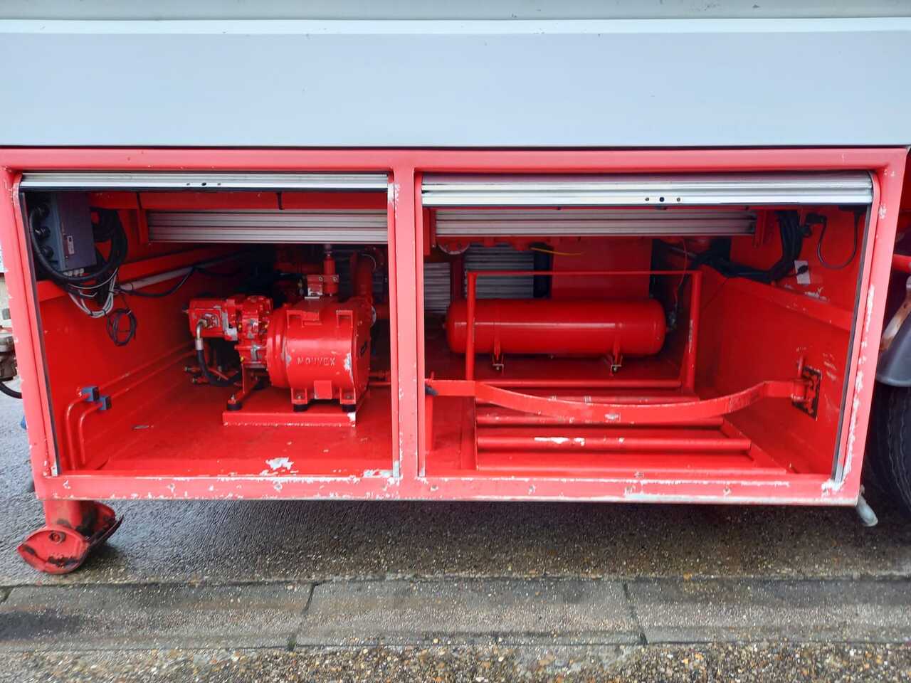 Stokota - Cisternový návěs: obrázek 2 Stokota - Cisternový návěs: obrázek 2