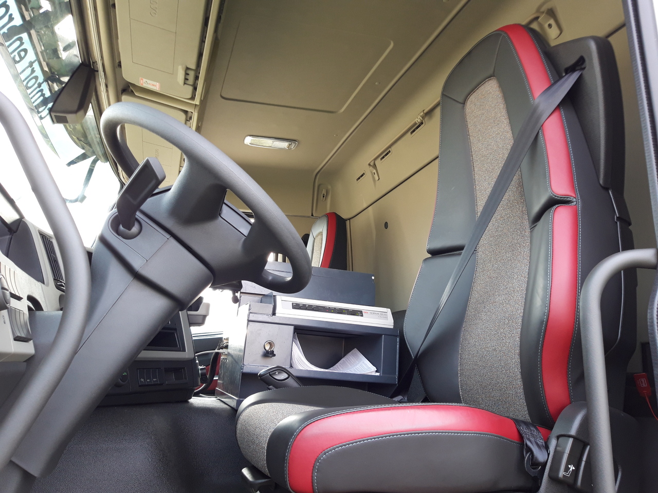VOLVO FM - Cisternové vozidlo: obrázek 5 VOLVO FM - Cisternové vozidlo: obrázek 5
