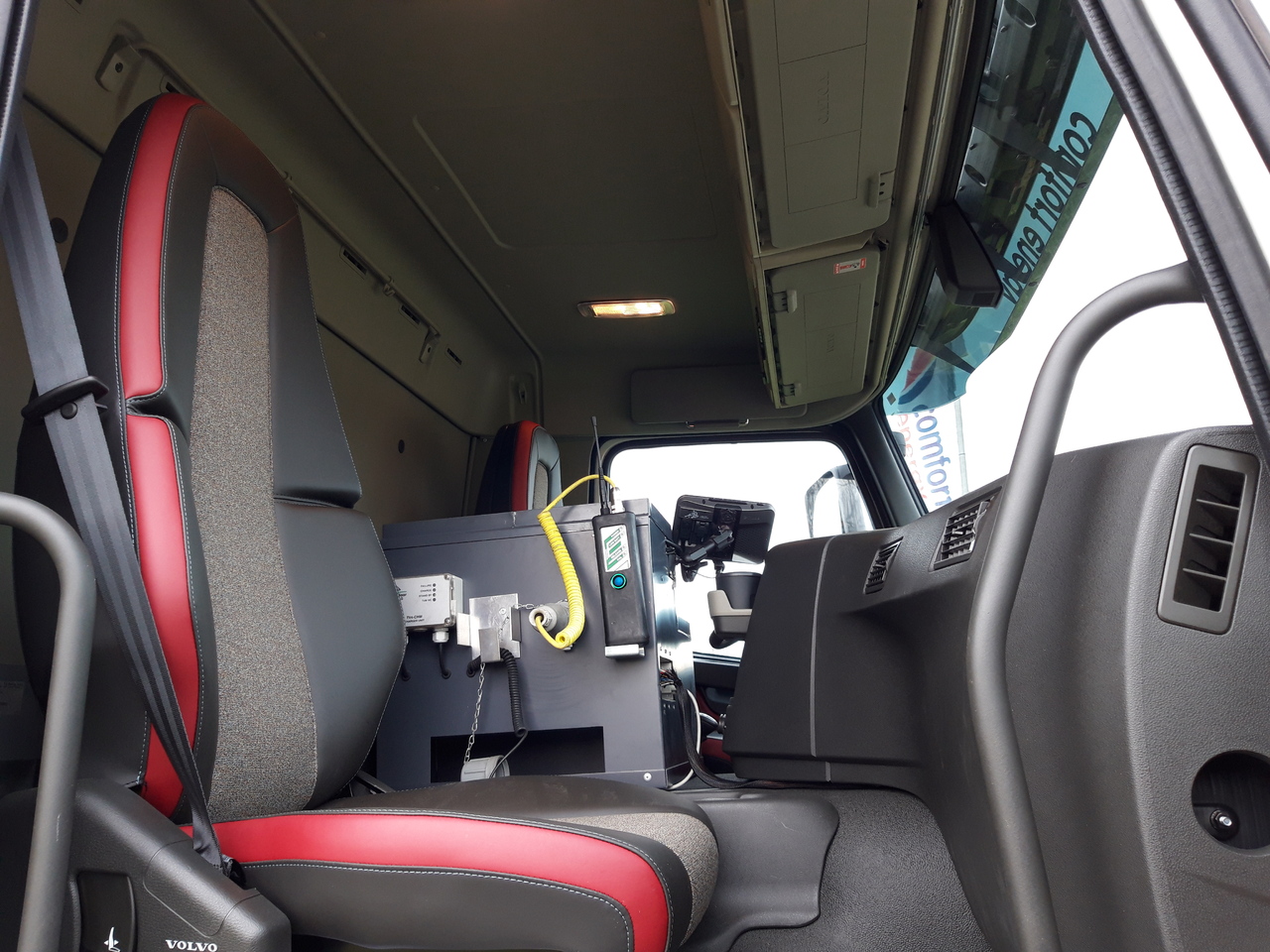 Cisternové vozidlo VOLVO FM: obrázek 7