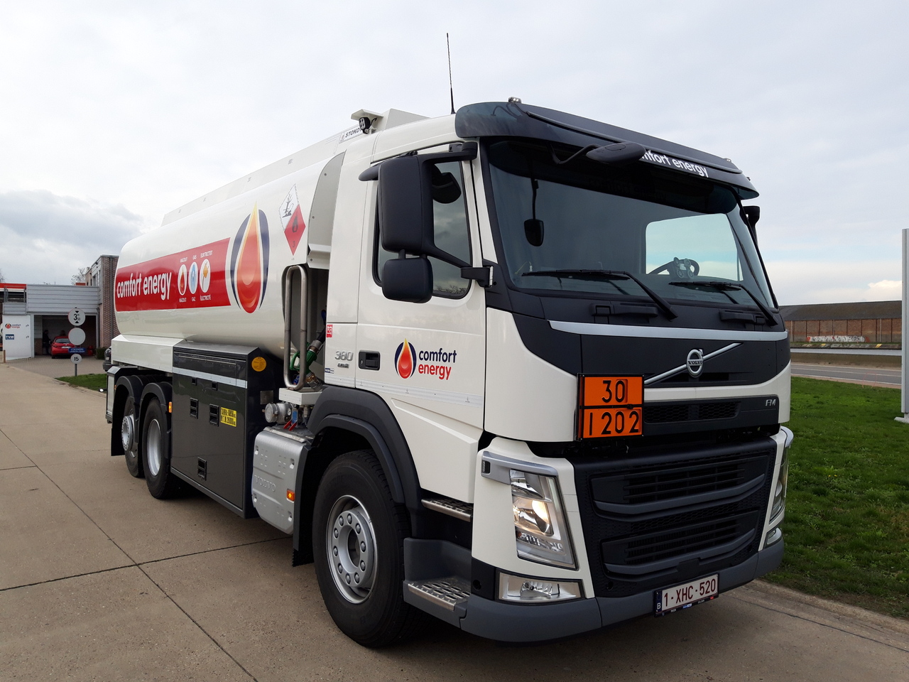 Cisternové vozidlo VOLVO FM: obrázek 11