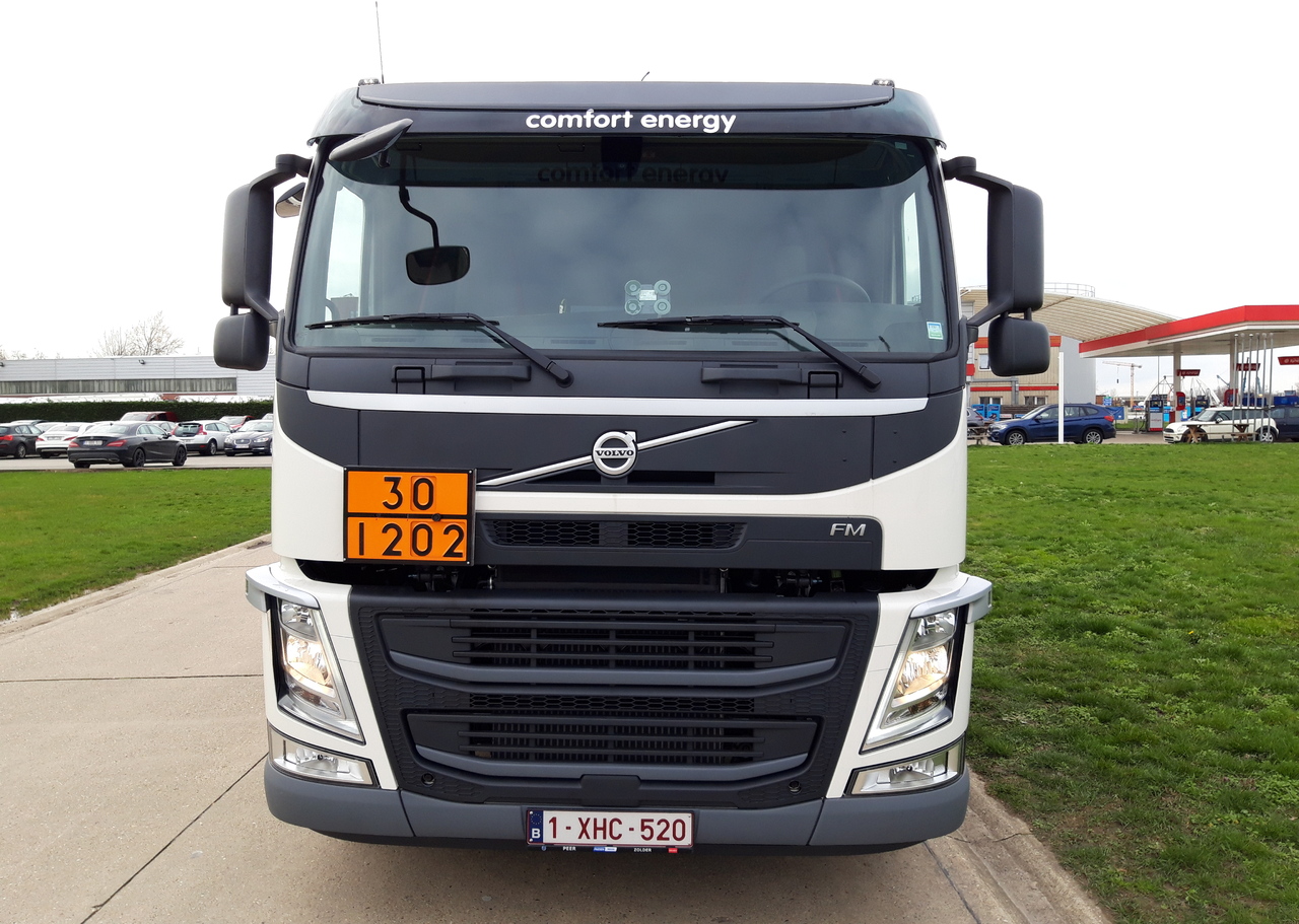 Cisternové vozidlo VOLVO FM: obrázek 10