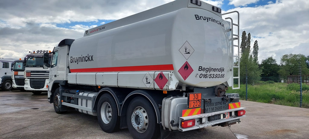 Cisternové vozidlo VOLVO FM: obrázek 9