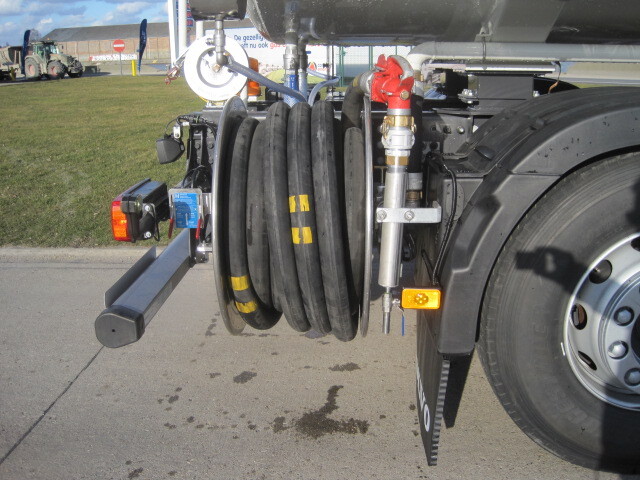 VOLVO FM - Cisternové vozidlo: obrázek 3 VOLVO FM - Cisternové vozidlo: obrázek 3
