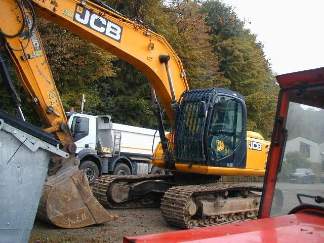 JCB JS220LCT4 - Pásové rýpadlo: obrázek 3 JCB JS220LCT4 - Pásové rýpadlo: obrázek 3