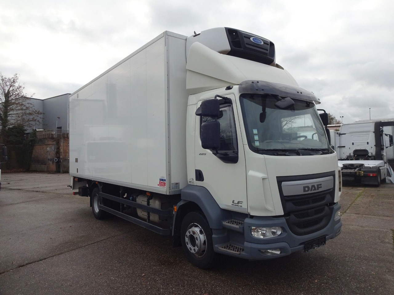 DAF LF 220, 16 T, LBW, Türen, Klima, Automat, Kamera - Skříňový nákladní auto: obrázek 1 DAF LF 220, 16 T, LBW, Türen, Klima, Automat, Kamera - Skříňový nákladní auto: obrázek 1