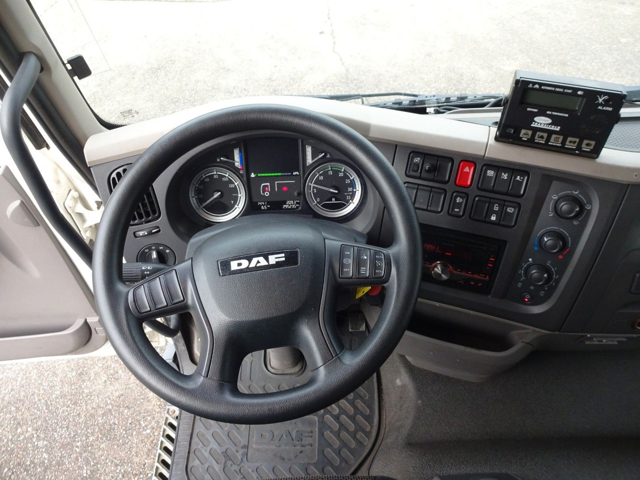 DAF LF 220, 16 T, LBW, Türen, Klima, Automat, Kamera leasing DAF LF 220, 16 T, LBW, Türen, Klima, Automat, Kamera: obrázek 9