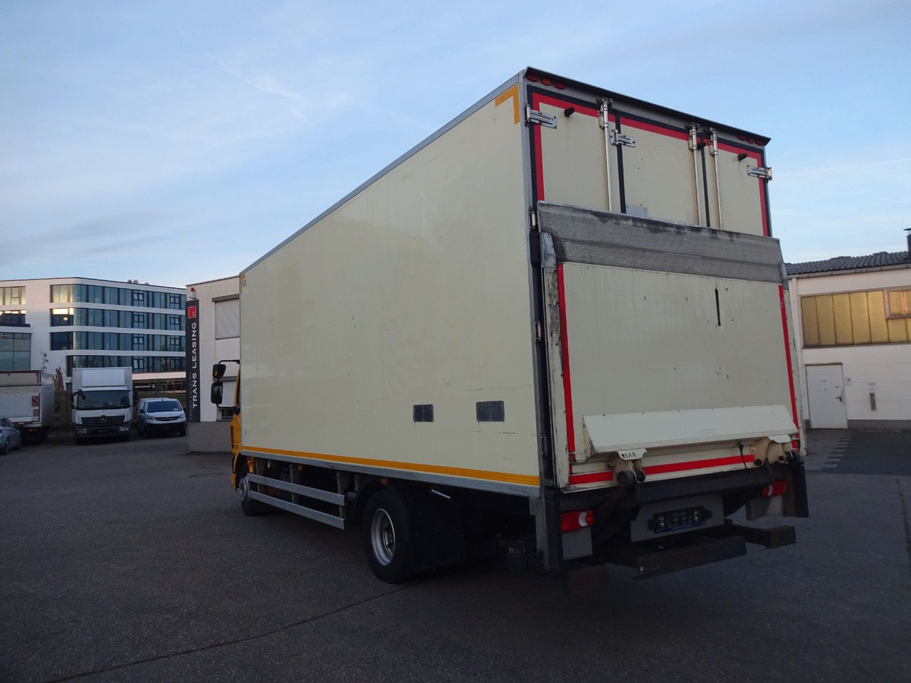 DAF LF 230, 12 T, LBW, Türen, Klima, Automat, Kamera - Chladírenský nákladní automobil: obrázek 5 DAF LF 230, 12 T, LBW, Türen, Klima, Automat, Kamera - Chladírenský nákladní automobil: obrázek 5
