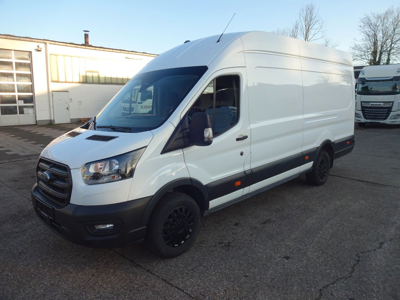Ford Transit Kasten L4H3, Klima, Tempomat, Kamera - Furgon: obrázek 1 Ford Transit Kasten L4H3, Klima, Tempomat, Kamera - Furgon: obrázek 1
