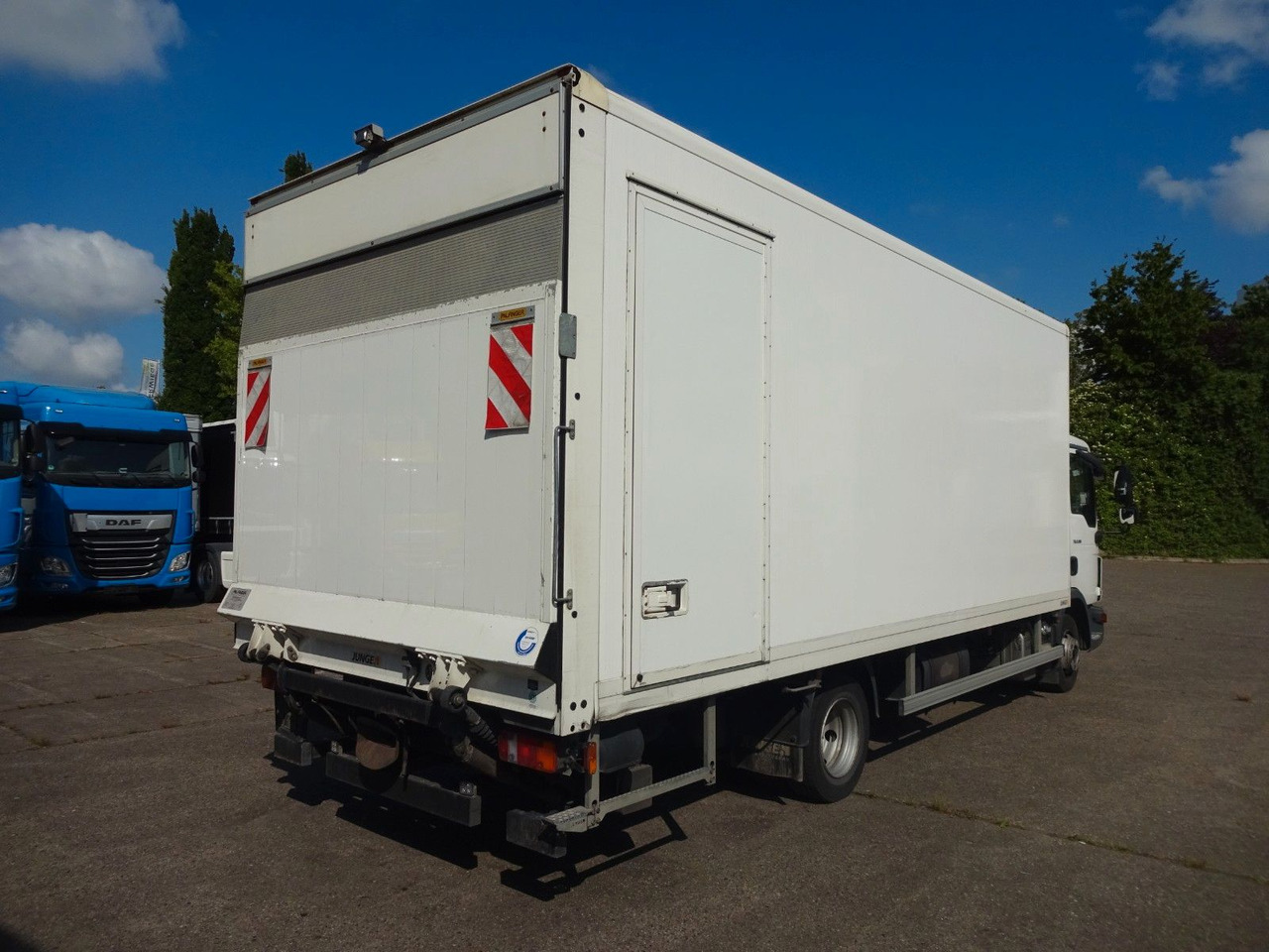 MAN TGL 8.190, LBW, Luft, Tempomat, Standheizung - Dodávka skřín: obrázek 5 MAN TGL 8.190, LBW, Luft, Tempomat, Standheizung - Dodávka skřín: obrázek 5