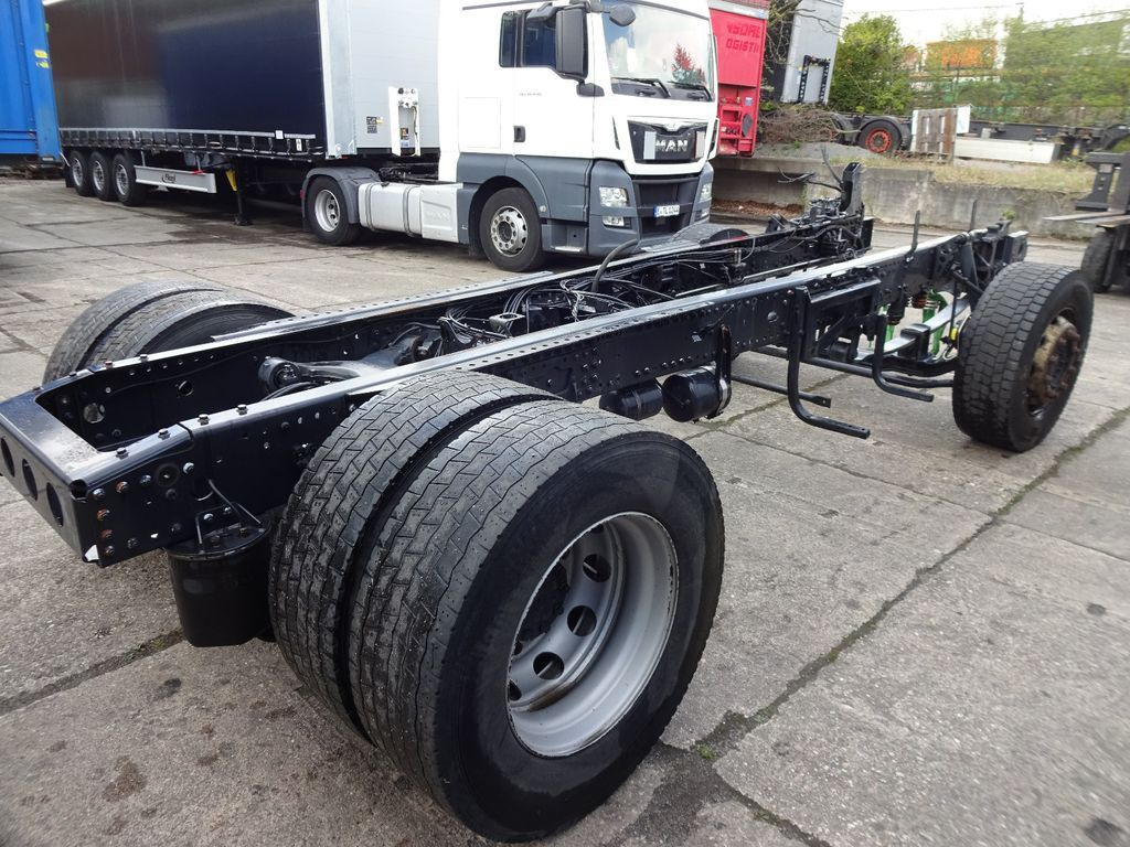 MAN TGX 18.480, Chassis mit Hinterachse, Bj-2016 - Rám/ Šasi pro Nákladní auto: obrázek 5 MAN TGX 18.480, Chassis mit Hinterachse, Bj-2016 - Rám/ Šasi pro Nákladní auto: obrázek 5