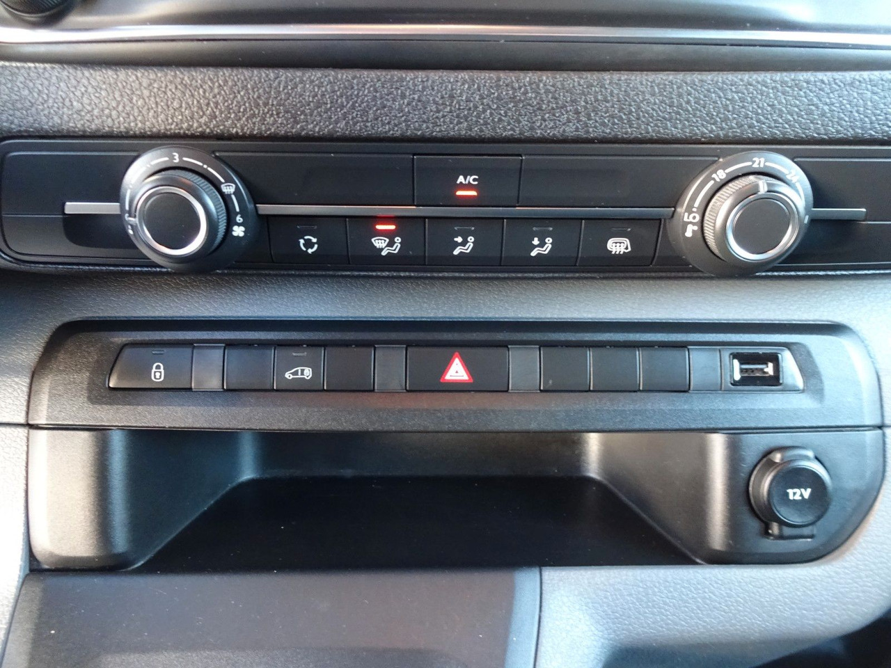 Malá dodávka Opel Opel 5 x Vivaro Kasten L1H1, Klima, PDC,: obrázek 16