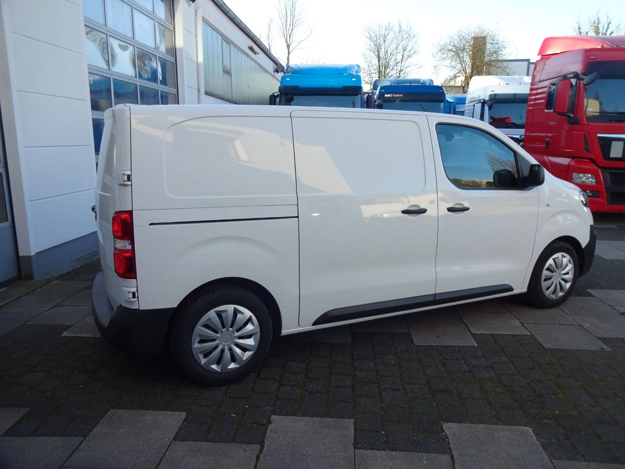 Opel Vivaro Kasten L1H1, Klima, PDC, - Malá dodávka: obrázek 5 Opel Vivaro Kasten L1H1, Klima, PDC, - Malá dodávka: obrázek 5