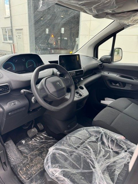 Malá dodávka, Elektrická dodávka Peugeot Partner Premium Elektro,  L3H1, 100 kW, Kamera: obrázek 7