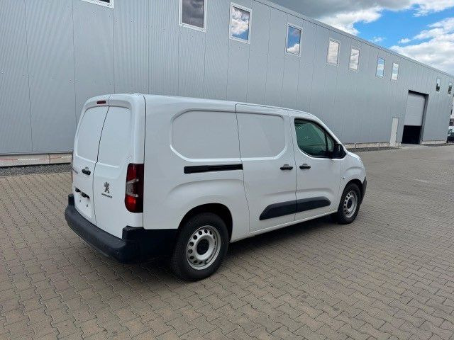 Peugeot Partner Premium Elektro L3H1, 100 kW - Mikrobus, Elektrická dodávka: obrázek 3 Peugeot Partner Premium Elektro L3H1, 100 kW - Mikrobus, Elektrická dodávka: obrázek 3