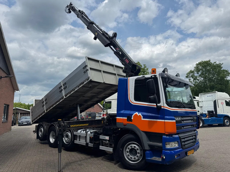 DAF CF 85.360 8X2 3 Zijdige kipper HIAB 16 t/m kraan AHK Top condition - Sklápěč, Auto s hydraulickou rukou: obrázek 2 DAF CF 85.360 8X2 3 Zijdige kipper HIAB 16 t/m kraan AHK Top condition - Sklápěč, Auto s hydraulickou rukou: obrázek 2