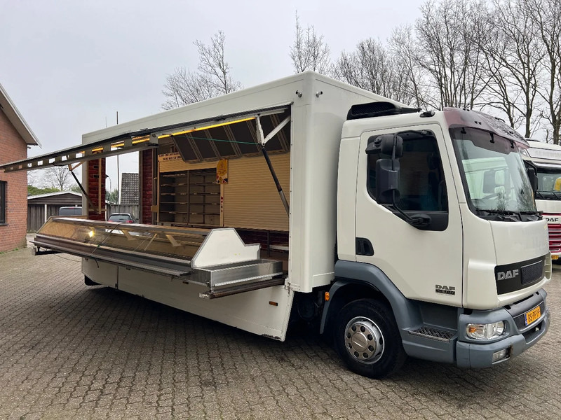 DAF LF 180 4X2 Verkoopopbouw/Verkaufsaufbau +Koeling Hydraulisch uitklapbaar - Pojízdná prodejna: obrázek 1 DAF LF 180 4X2 Verkoopopbouw/Verkaufsaufbau +Koeling Hydraulisch uitklapbaar - Pojízdná prodejna: obrázek 1