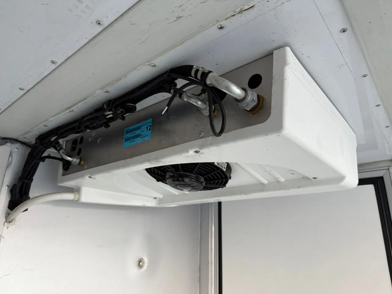 Chladící dodávka, Dodávka s dvojitou kabinou Iveco 35C14 Thermo King V500 Spectrum Dual Temp: obrázek 18